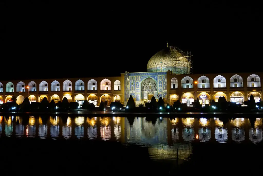 Naqsh-e Jahan square, Sheikh Lotfollah mosque, Isfahan, Iran