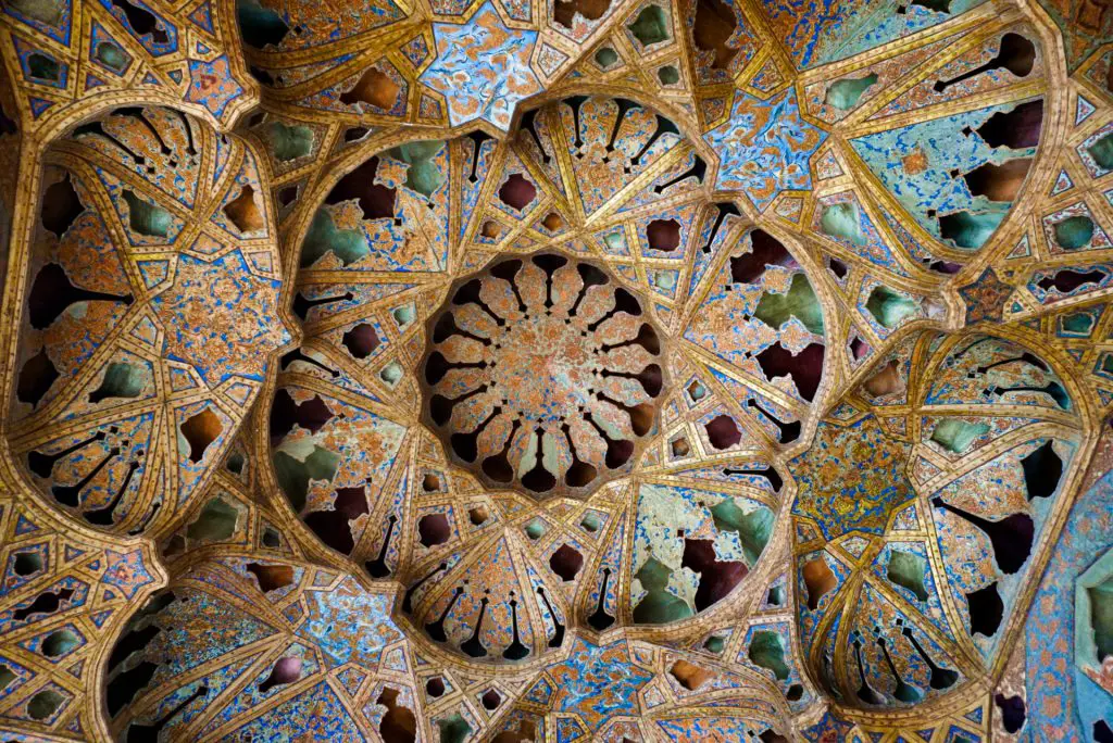 Ali Qapu palace, Isfahan, Iran – Experiencing the Globe