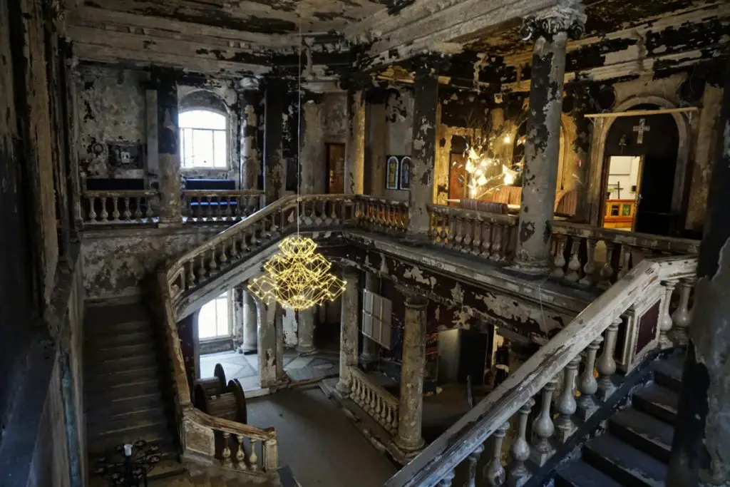 Annekirche, Saint Petersburg – Experiencing the Globe