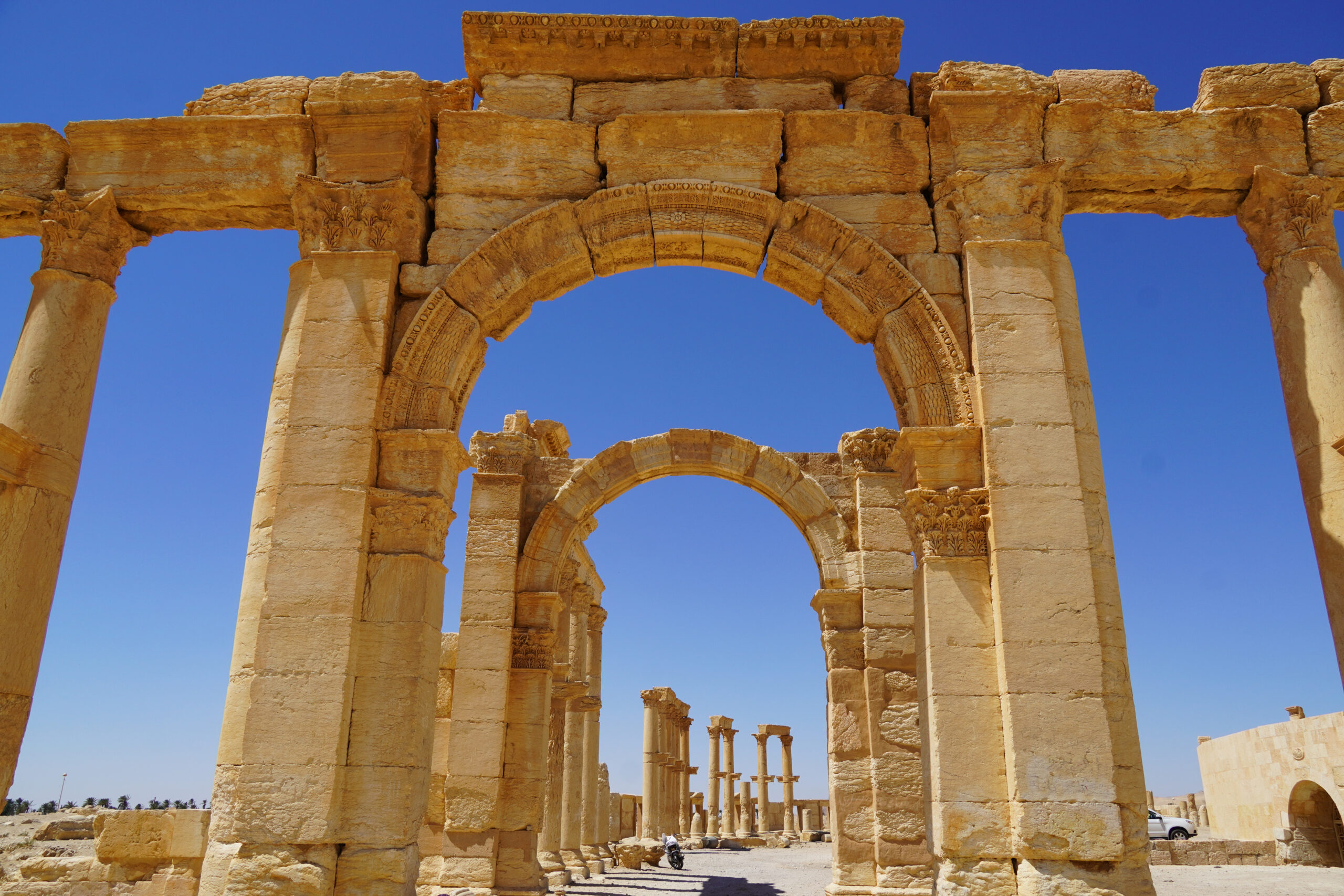 Arch of Triumph, Palmyra, Syria - Experiencing the Globe