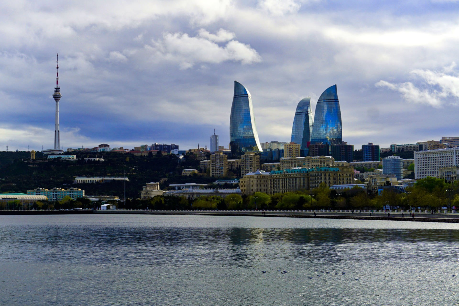 Caspian Sea, Baku, Azerbaijan – Experiencing the Globe