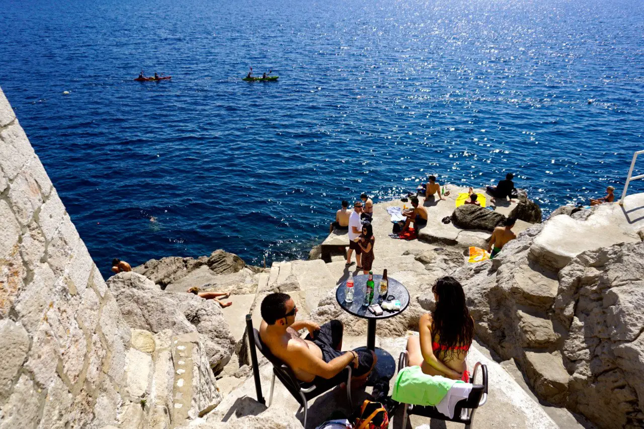 Cliff bar, Dubrovnik, Croatia - Experiencing the Globe