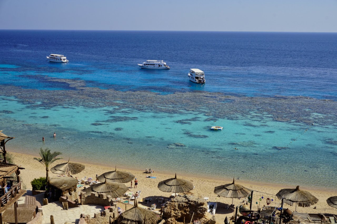 Gold beach, Sharm el-Sheikh, Egypt - Experiencing the Globe