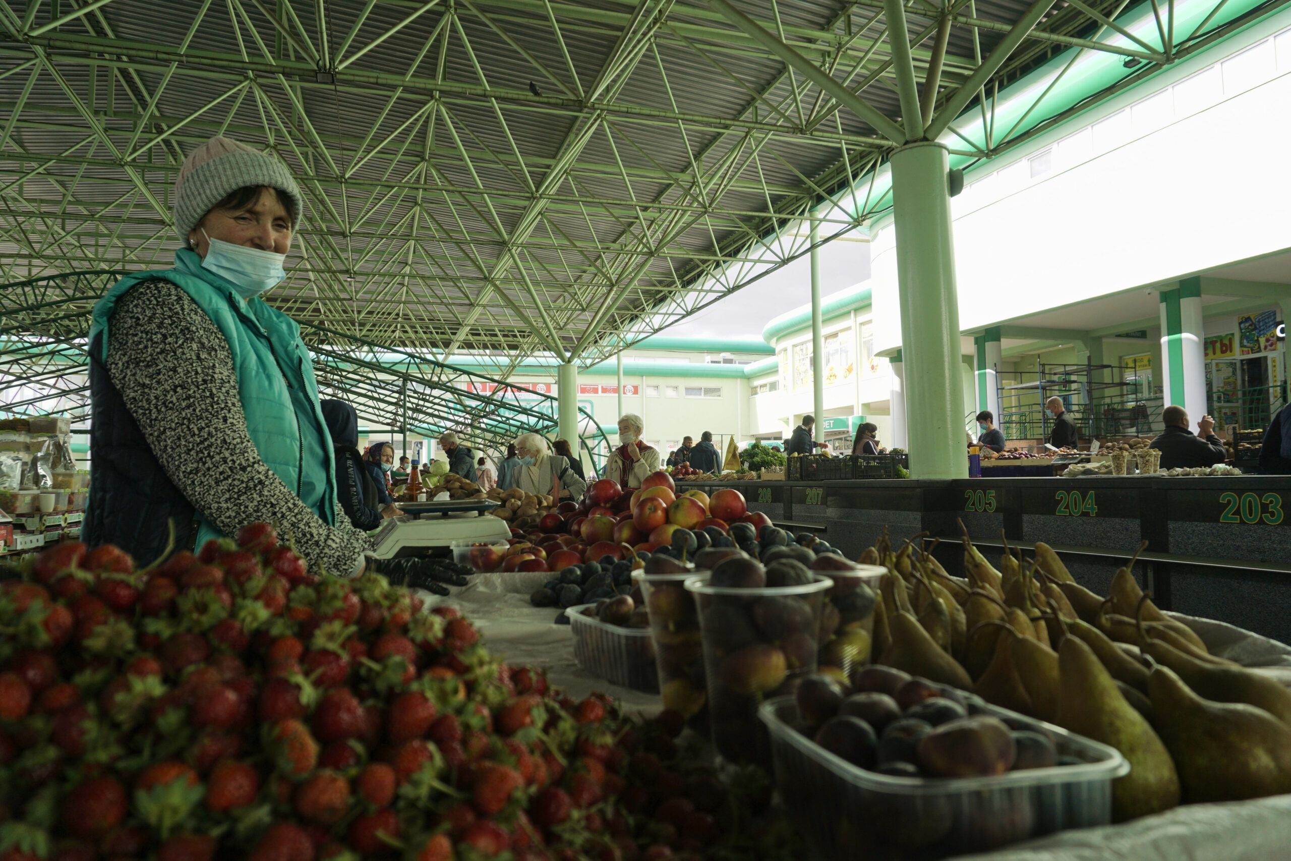 Green Market, Tiraspol, Transnistria - Experiencing the Globe