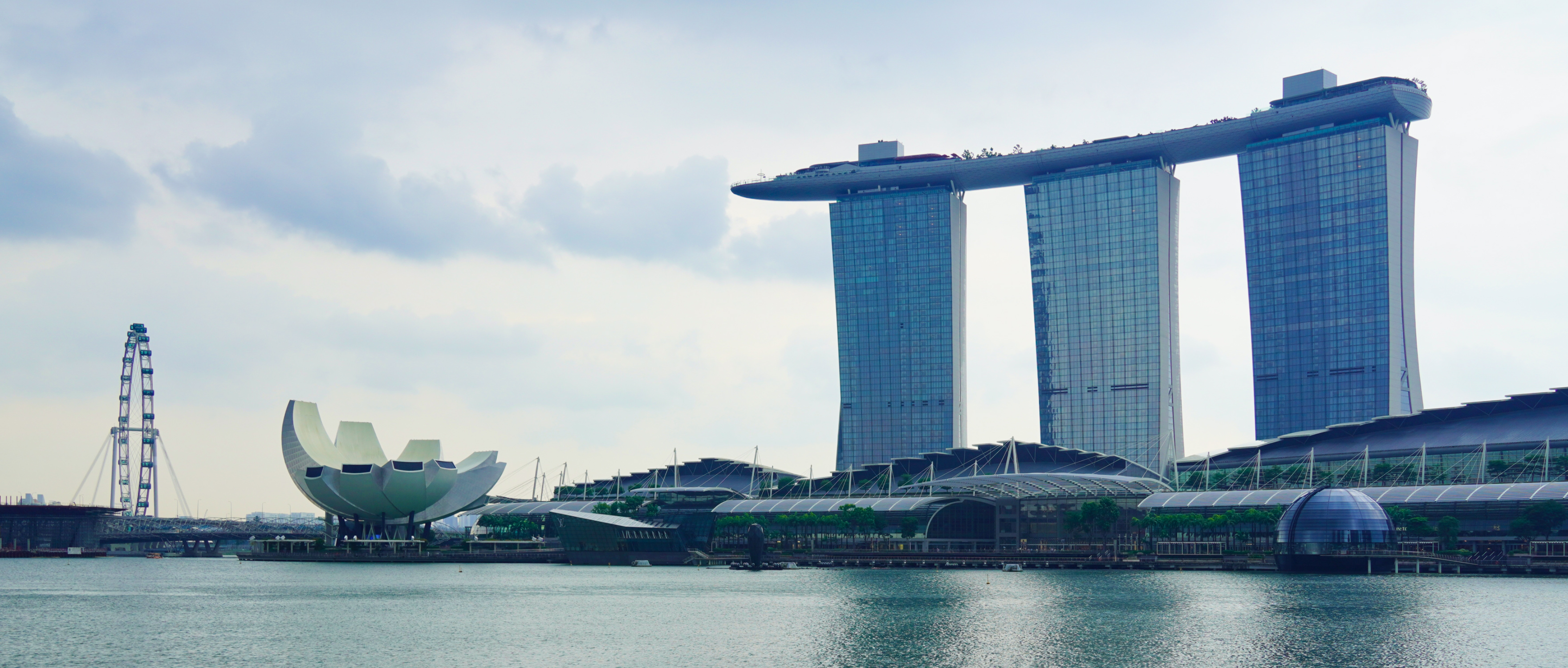 Marina Bay Sands, ArtScience Museum, Singapore Flyer, Singapore - Experiencing the Globe