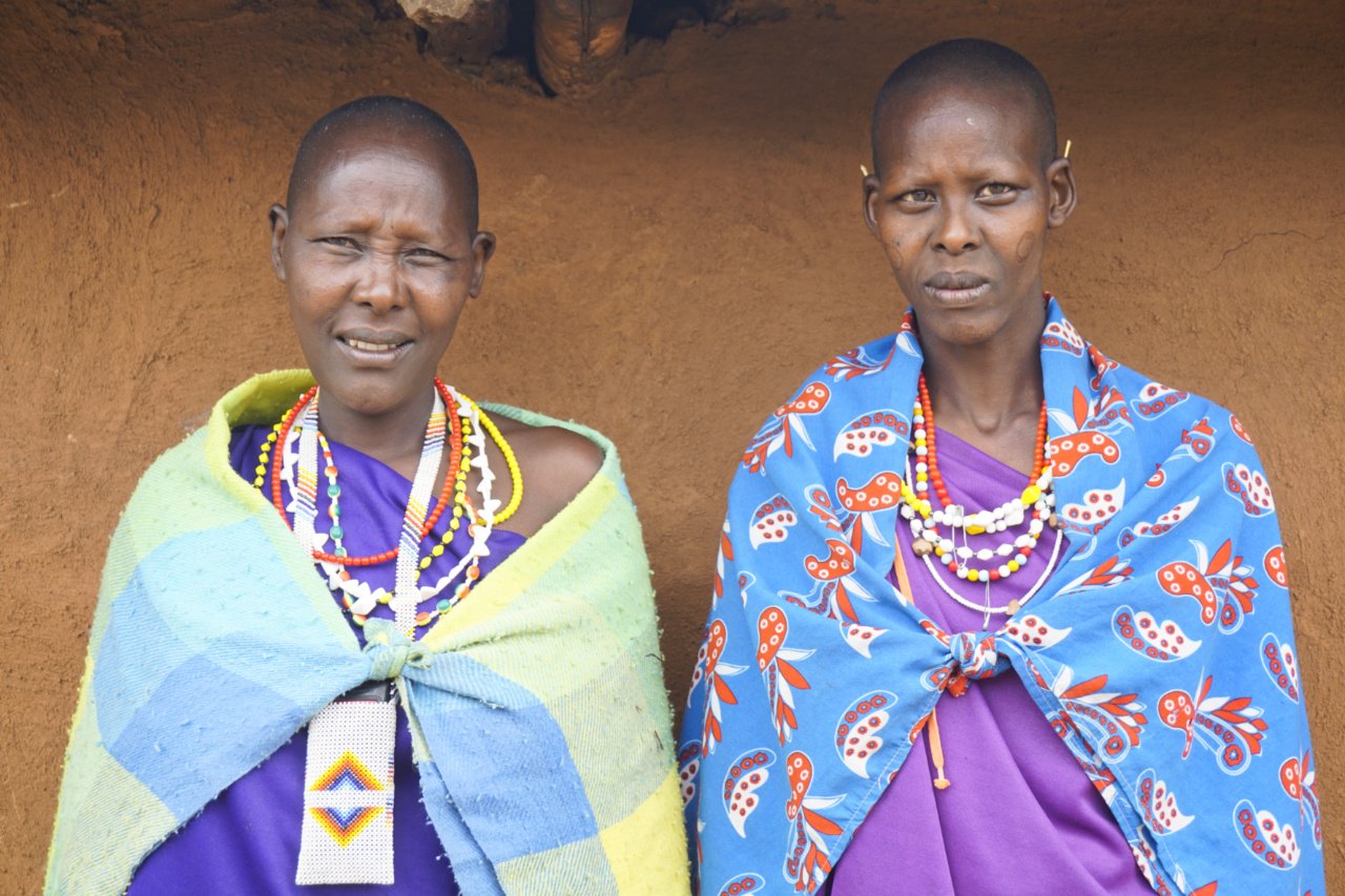 Masai women, Tanzania - Experiencing The Globe