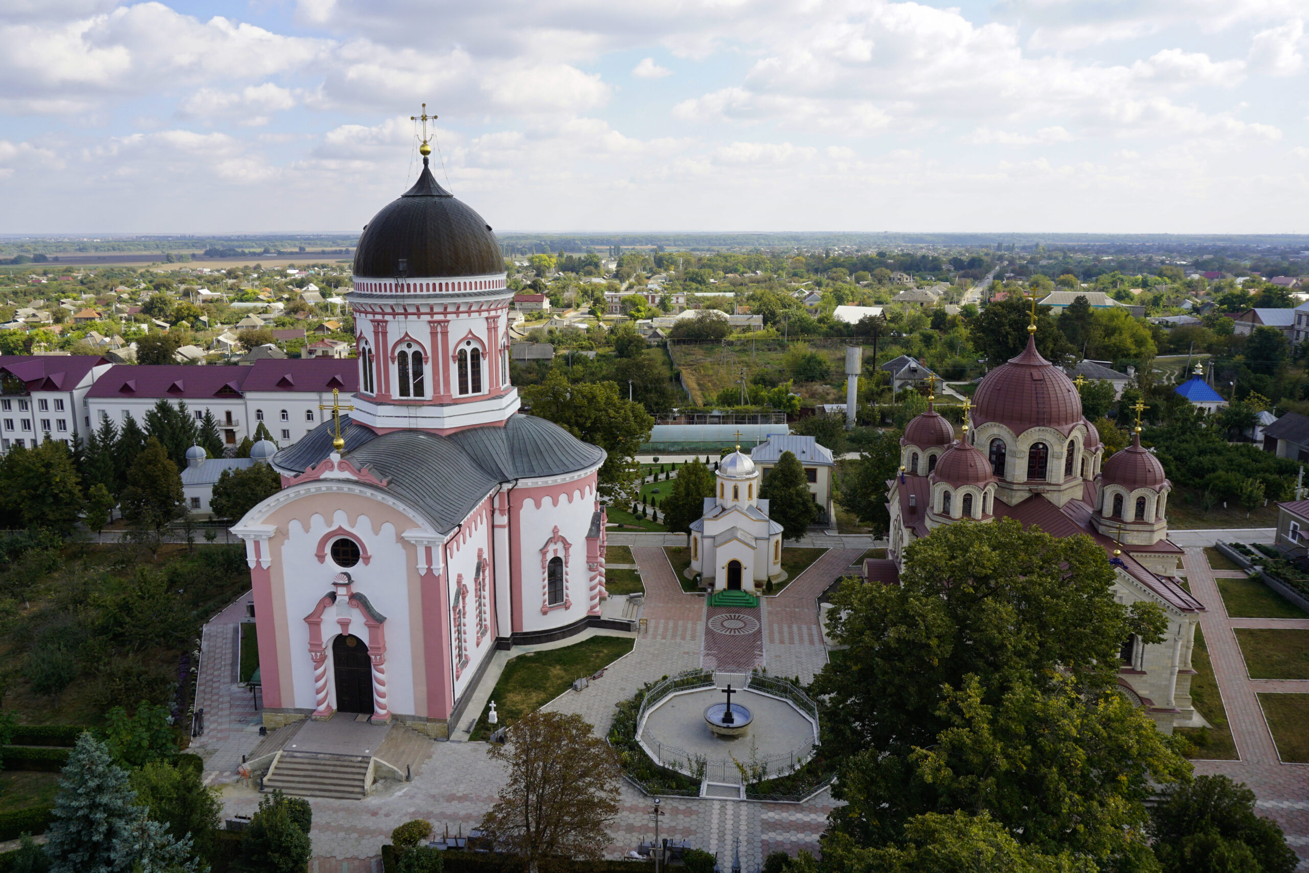 Noul Neamt Monastery, Chitcani, Transnistria - Experiencing the Globe