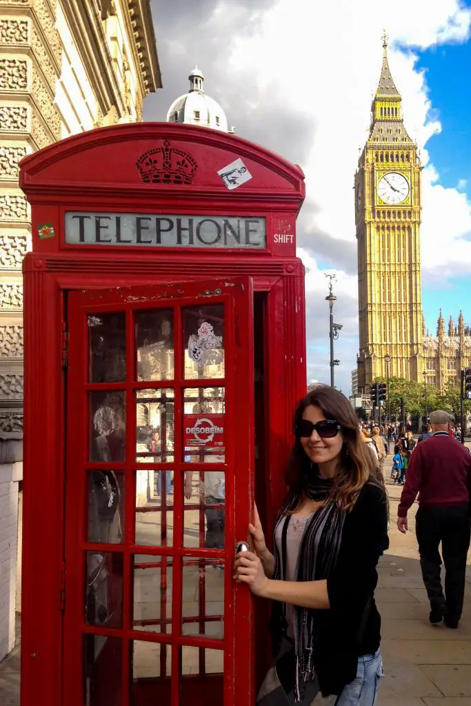 Phone booth & Big Ben London - Experiencing the Globe