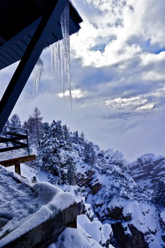 Rifugio Tofana, Dolomites, Italy - Experiencing the Globe