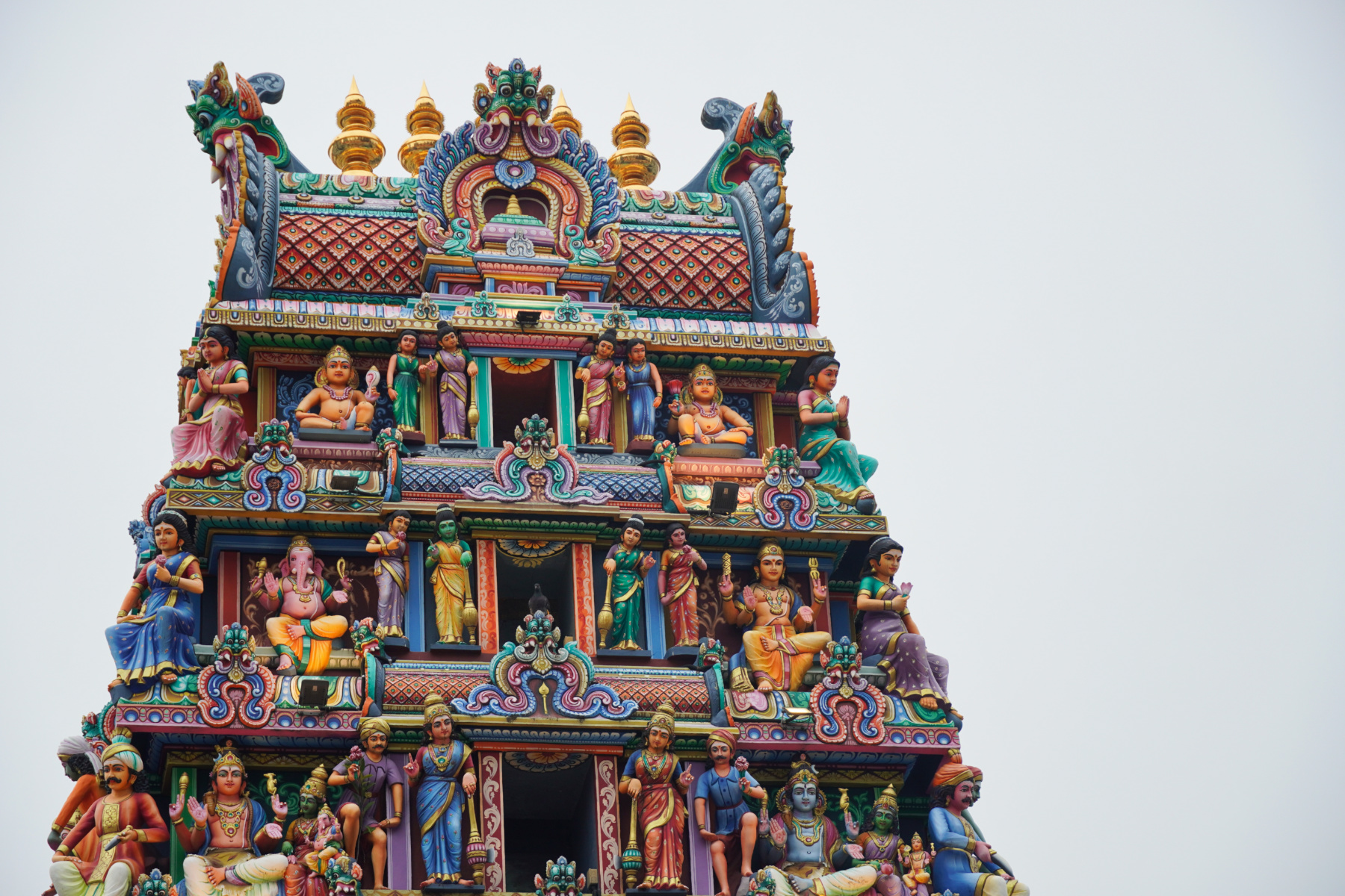 Sri Mariamman temple, Chinatown, Singapore - Experiencing the Globe