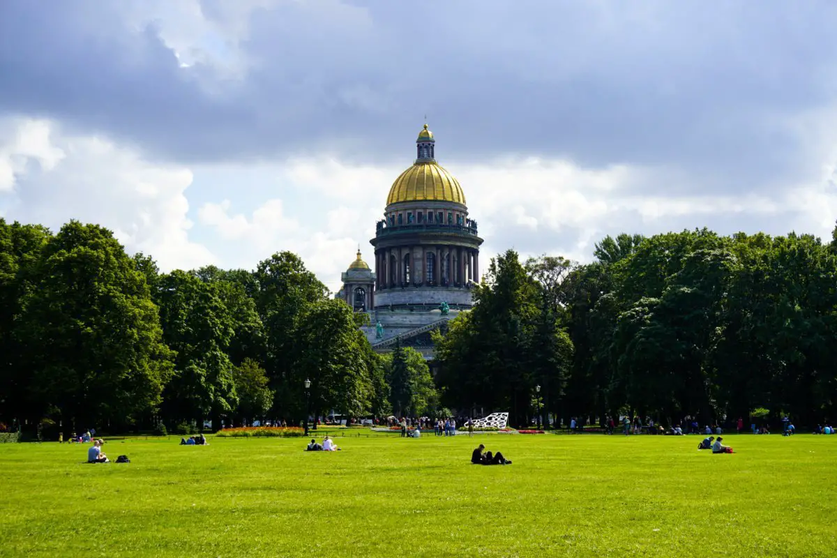 St Isaac's cathedral, Saint Petersburg – Experiencing the Globe