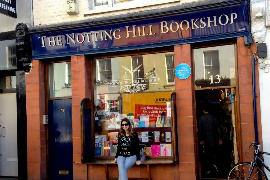Travel bookstore Notting Hill London - Experiencing the Globe